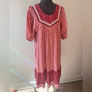 Pink Vintage Hawaiian mumu Floral Prairie Midi Dress with Lace Trim